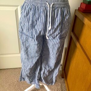 Mid length wide leg  pants